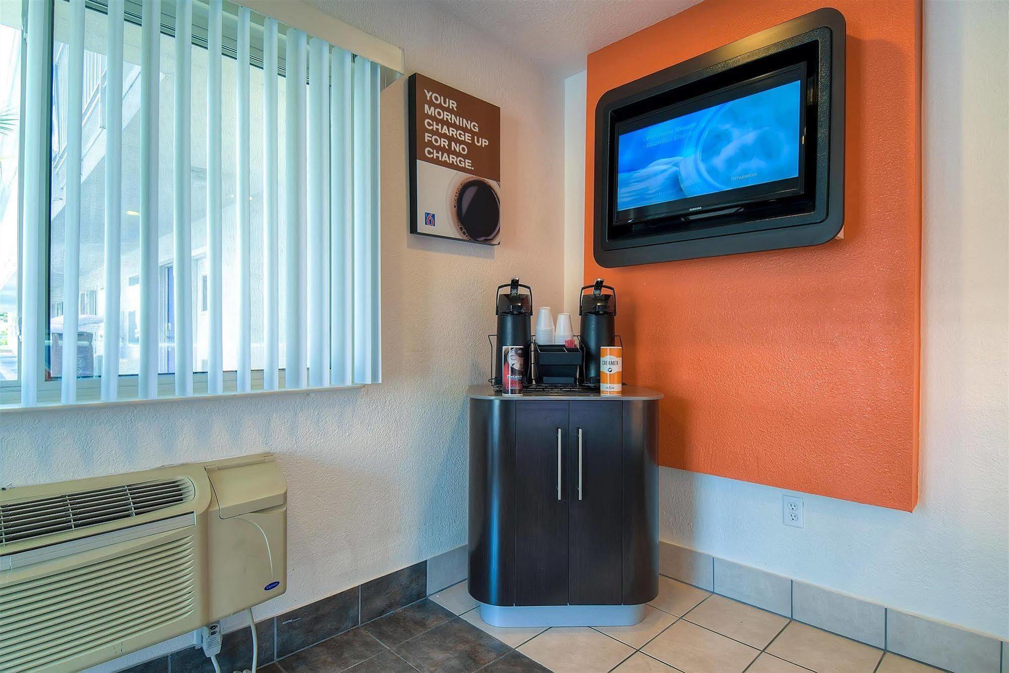 Motel 6-Westminster, Ca - South - Long Beach Area ภายนอก รูปภาพ