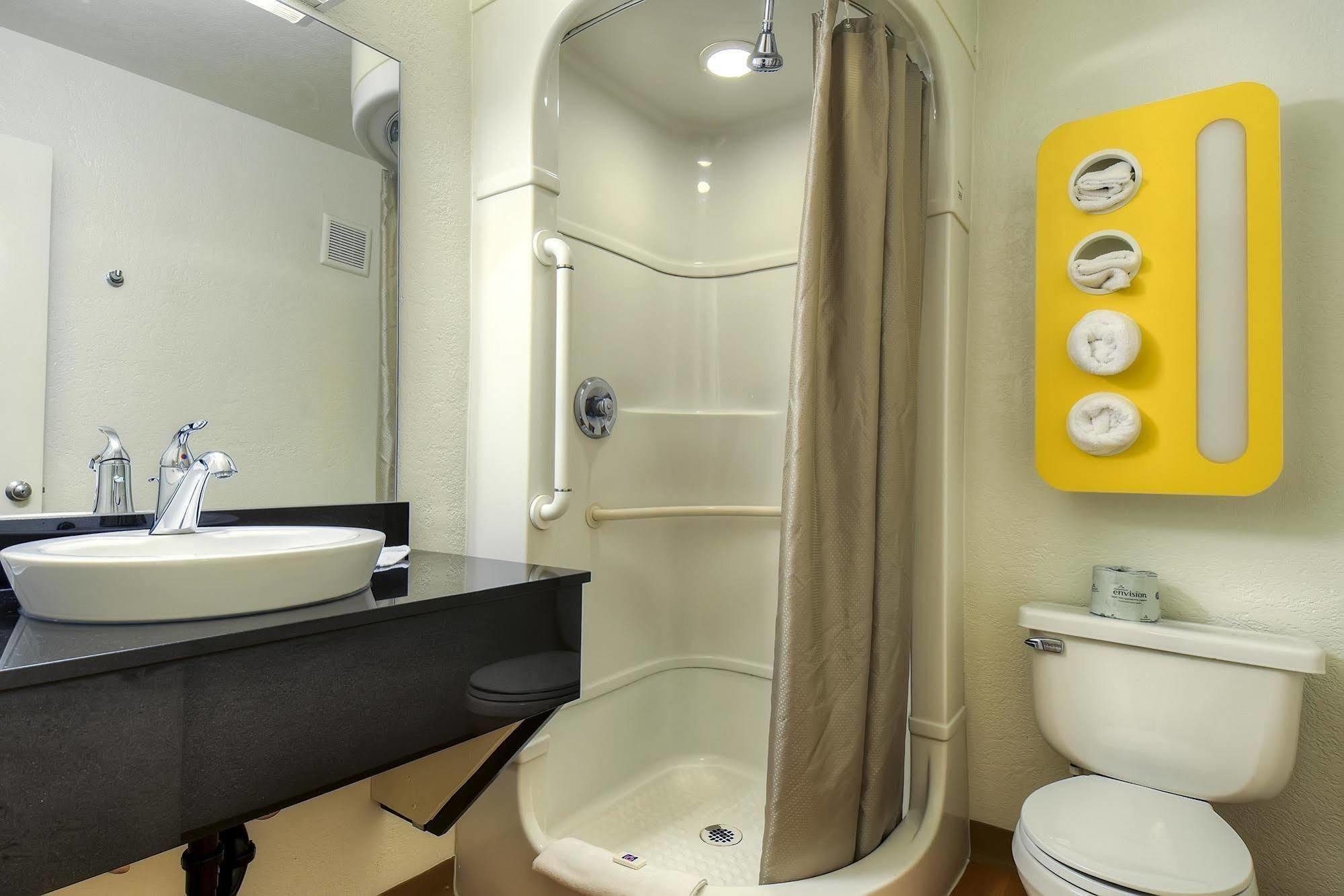 Motel 6-Westminster, Ca - South - Long Beach Area ภายนอก รูปภาพ